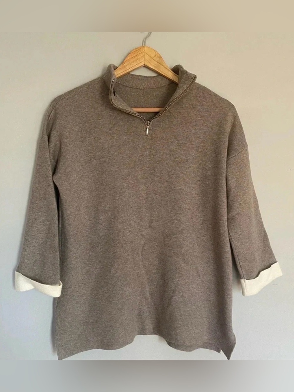 Tahari Grey and White Mock Neck Quarter Zip Pullover